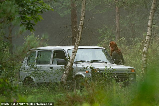D8ZuAVVWwAEtADq Black Widow Filminin Setinden Yeni Fotoğraflar Gelmeye Devam Ediyor!