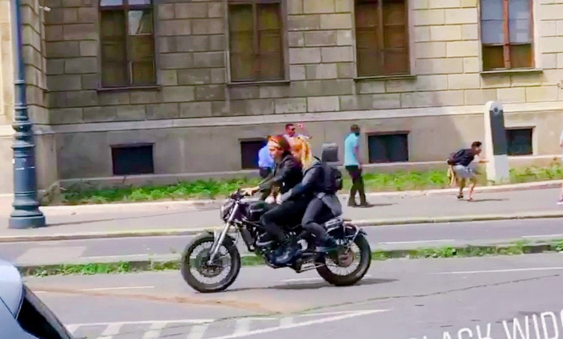IMG 20190624 154426 1 Black Widow Filminin Setinden Yeni Fotoğraflar Gelmeye Devam Ediyor!