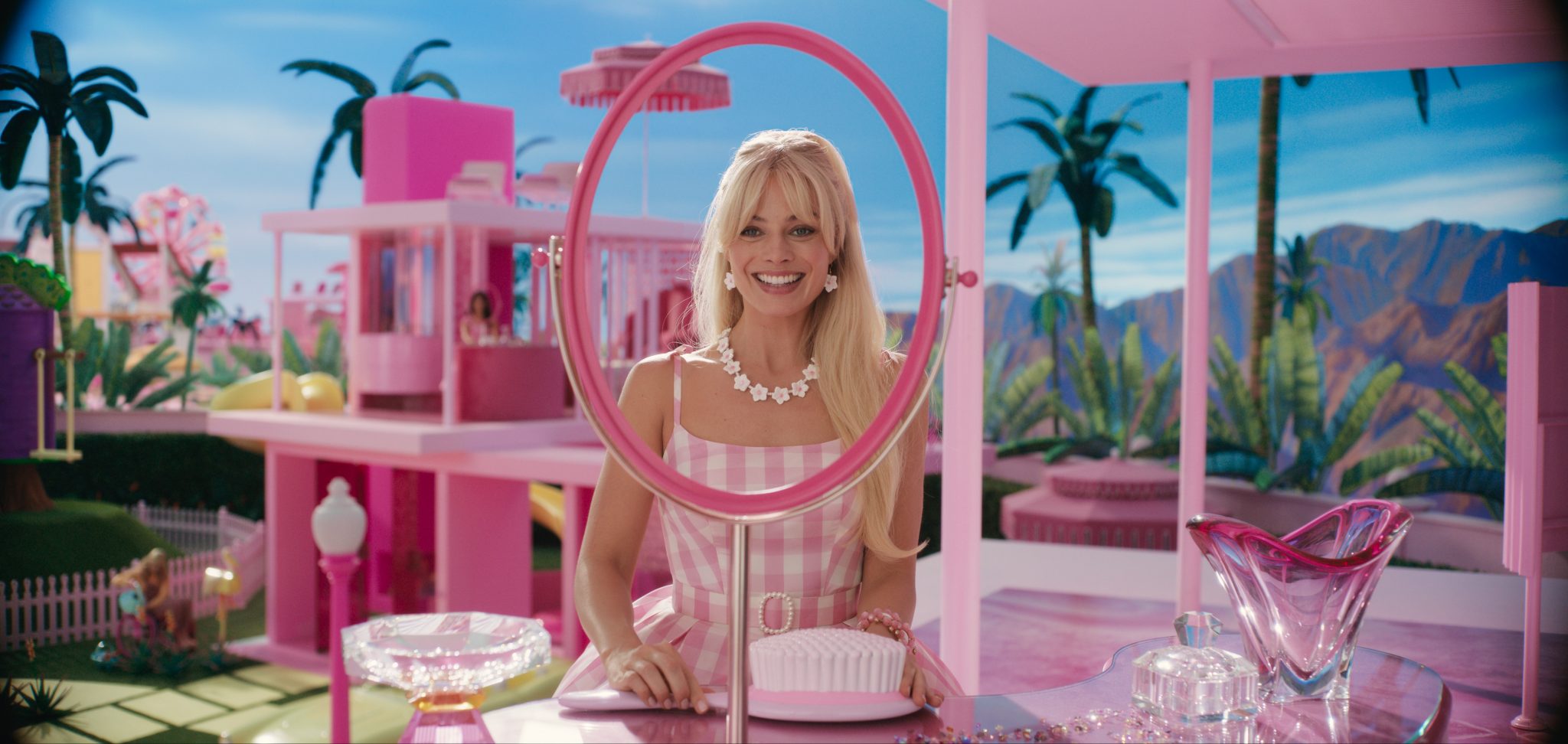 Barbie İncelemesi 1 rev 1 BAR TT2 004 High Res JPEG Barbie İncelemesi